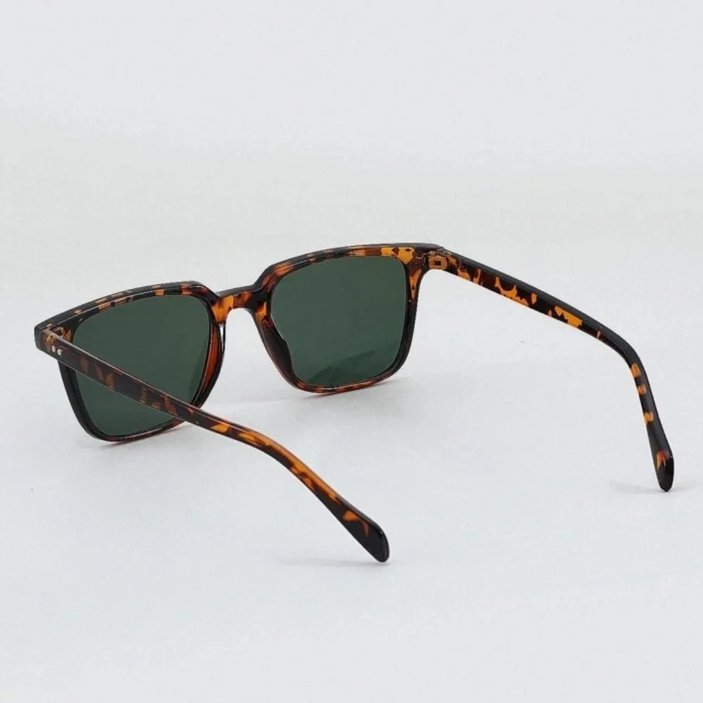 NWT Shein Men’s Vintage Square Tortoiseshell Sunglasses Green Lenses Retro